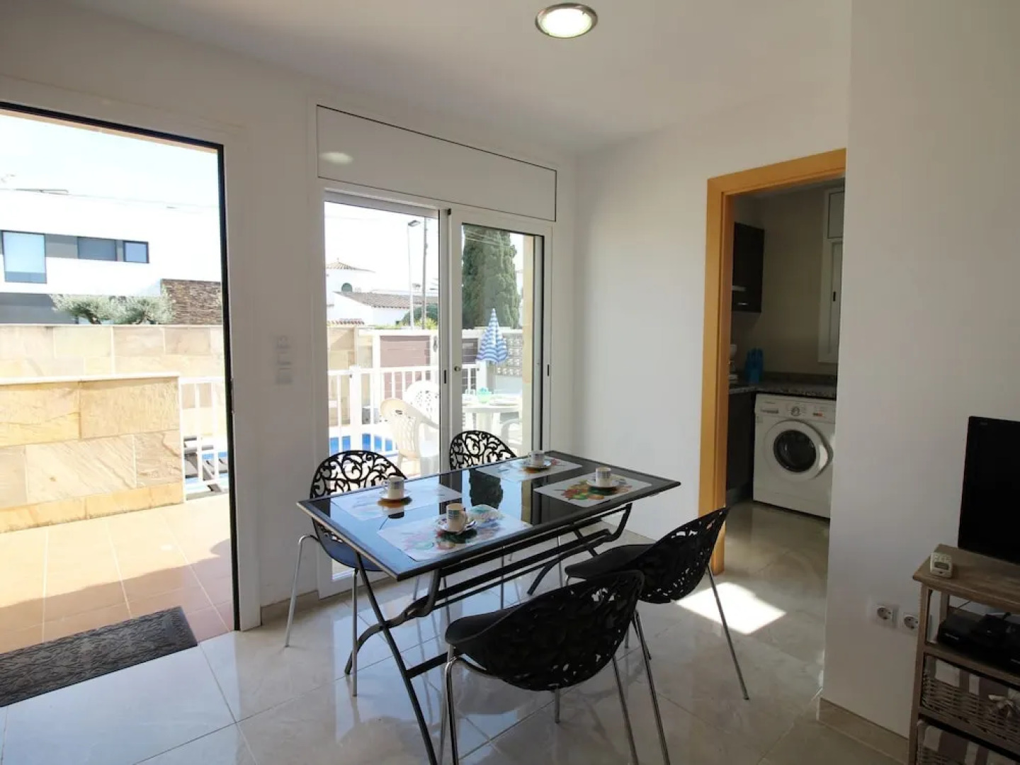 Peaceful Holiday Home with Private Pool in Empuriabrava