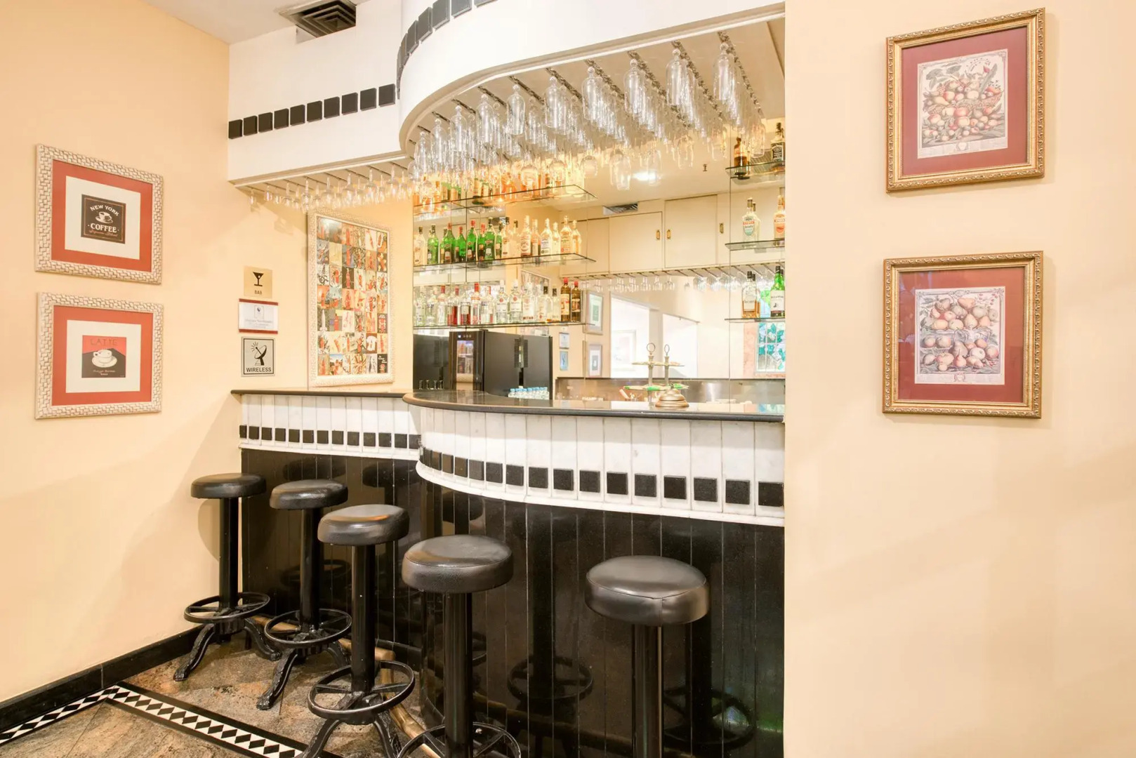 Augusto's Copacabana Hotel