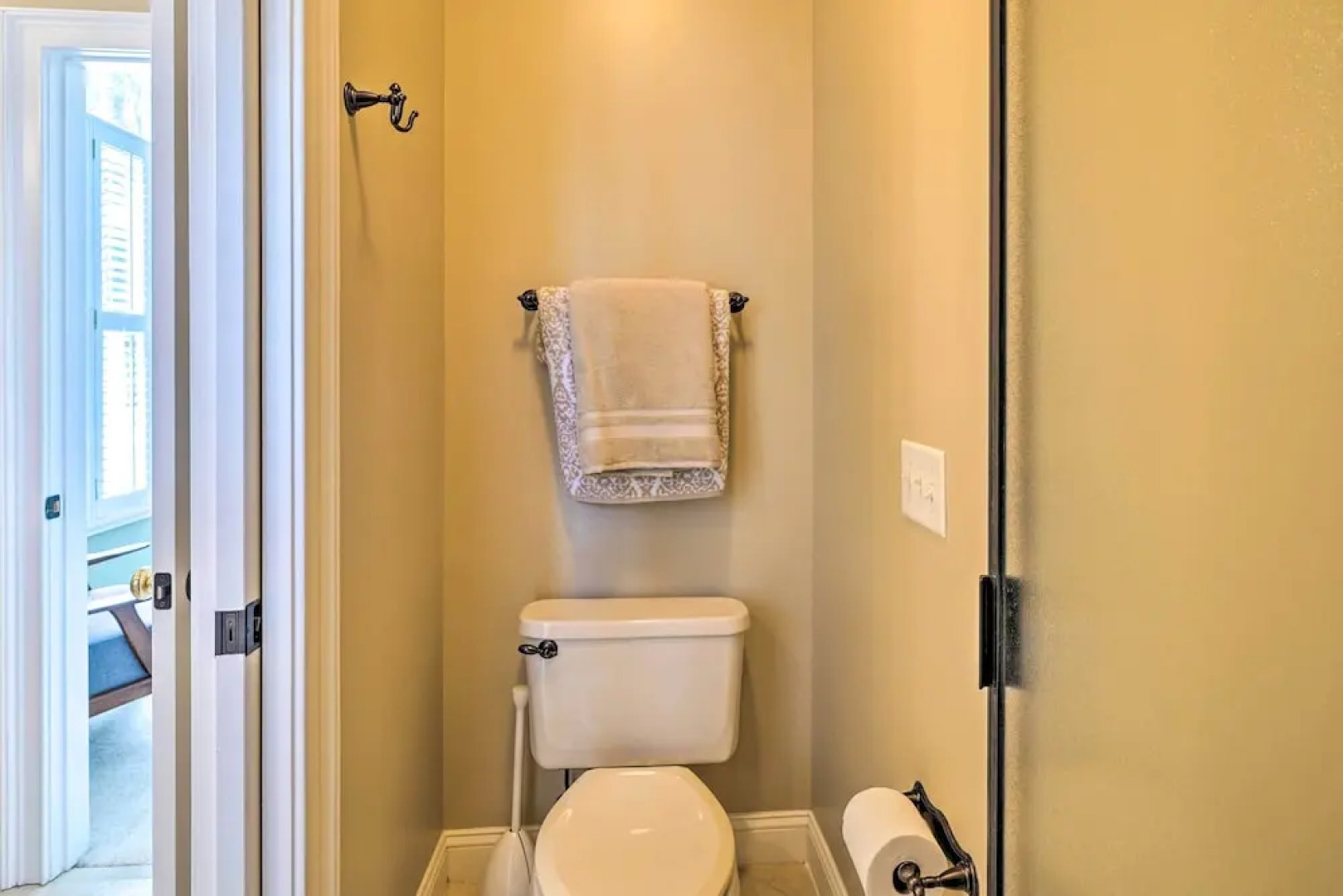 Golfer's Dream Near Clubhouse of PCC No 6!