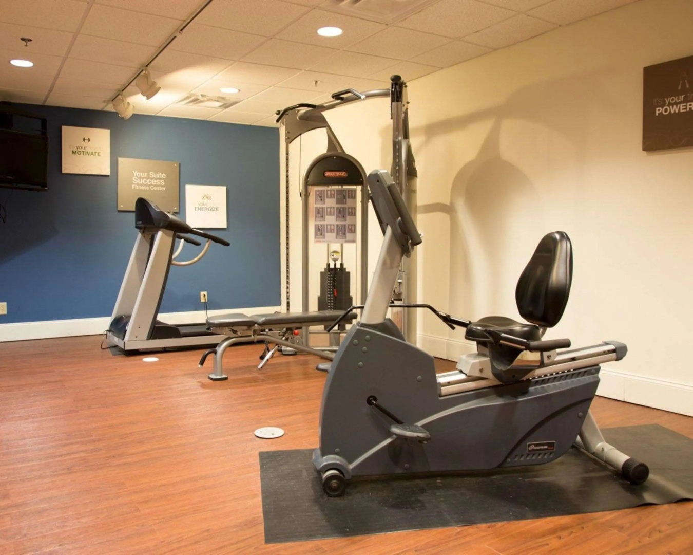 Comfort Suites Fultondale I-65 near I-22