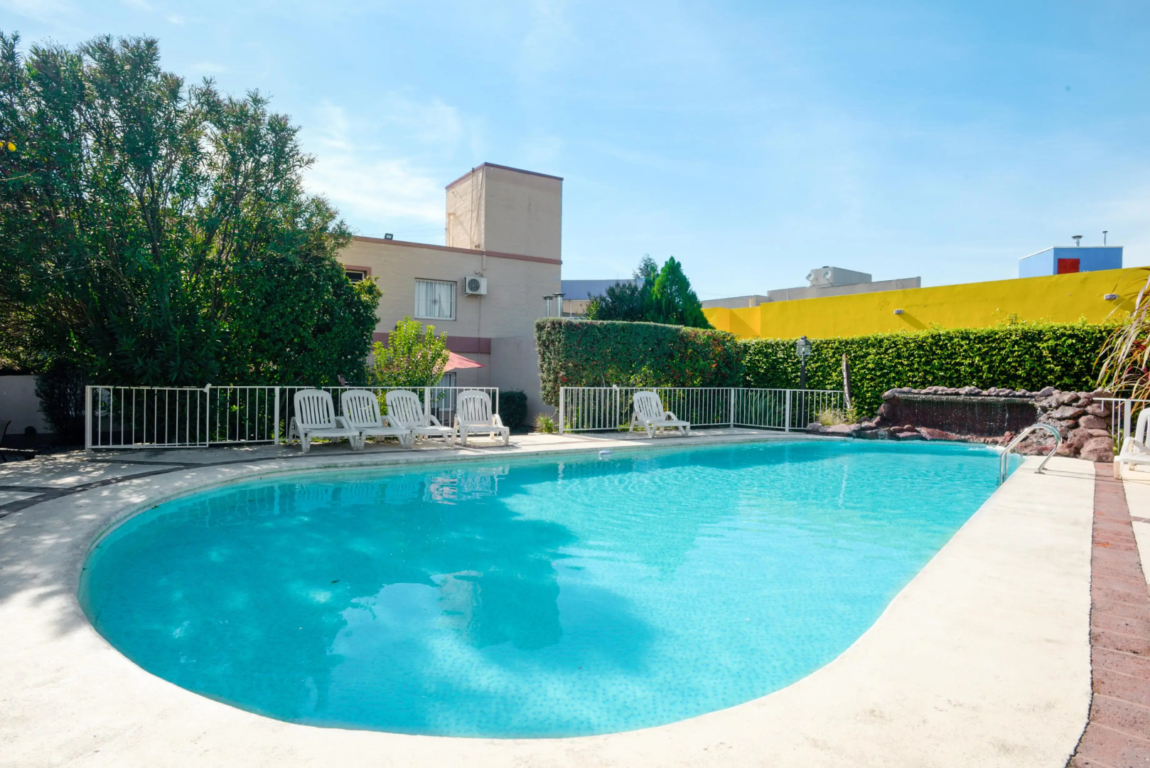 Casa Nostra Hotel