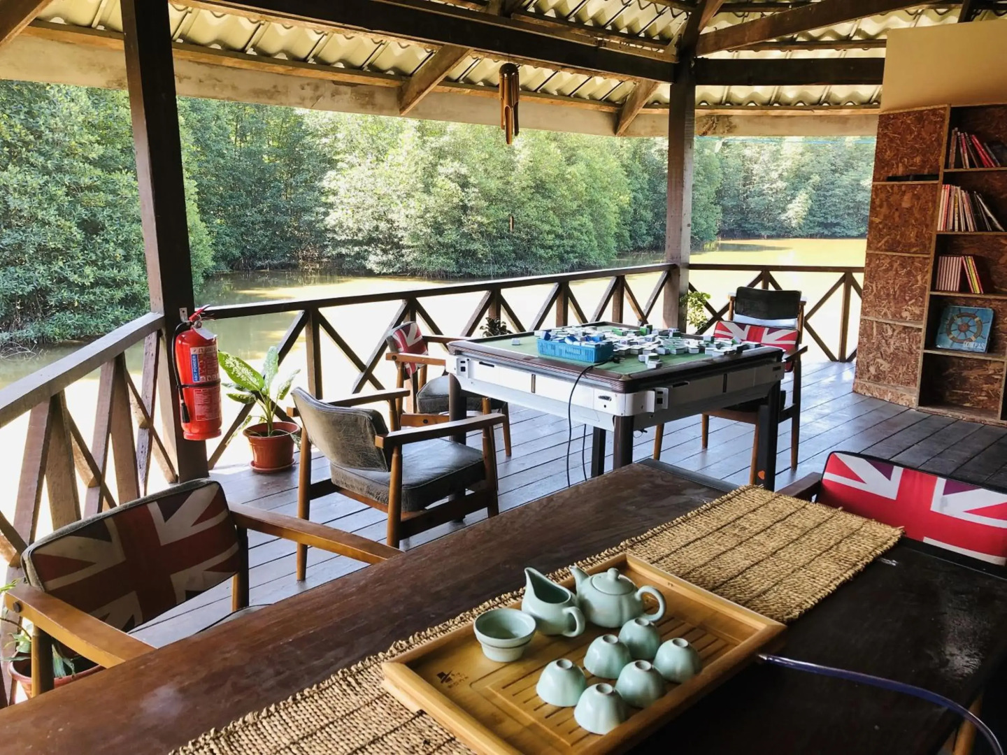 Gayang friendly water house homestay