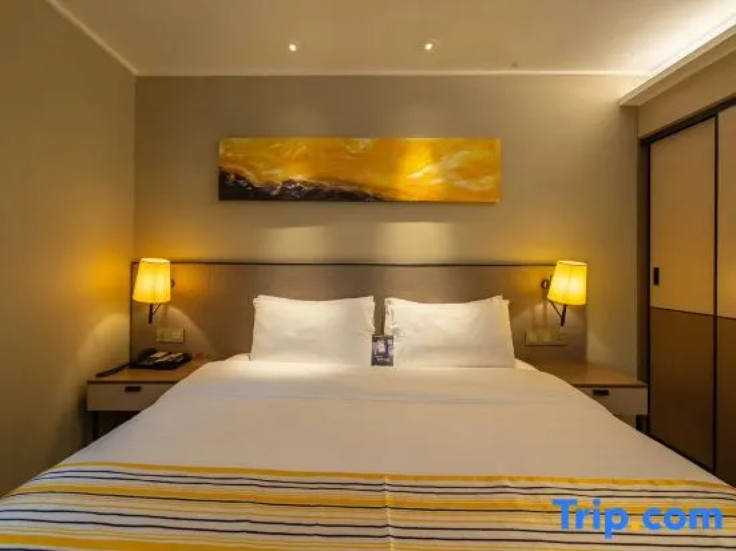 Homeinn Plus Hotel (Shanghai Zhangjiang Guanglan Road Subway Station)