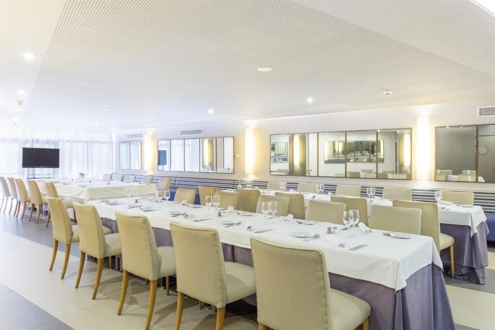 Be Live Adults Only Marivent