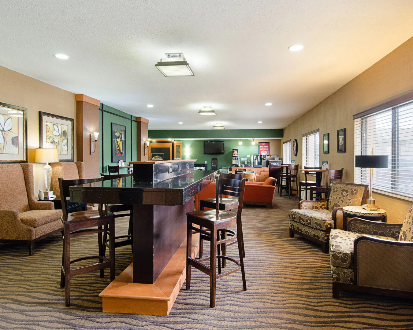 Econo Lodge Topeka at Wanamaker