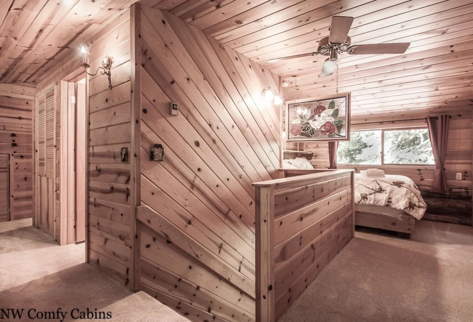 Whispering Winds Apartment 3 NW Comfy Cabins