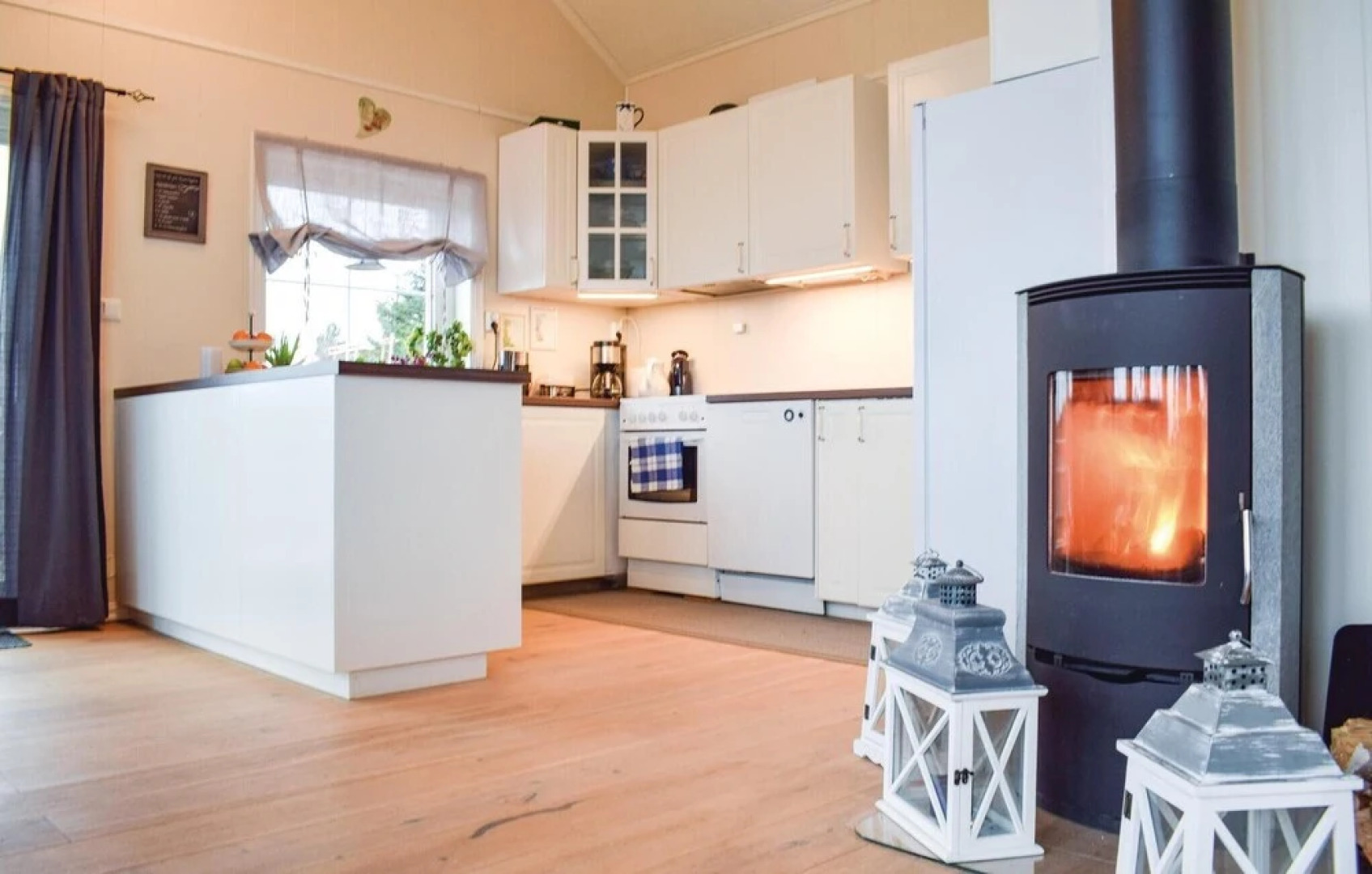 Awesome Home in Torangsvåg With 3 Bedrooms and Wifi