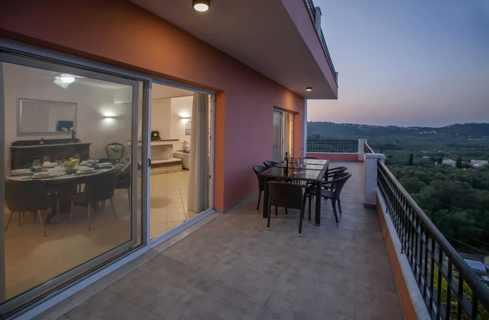 Spacious House with great view in Corfu