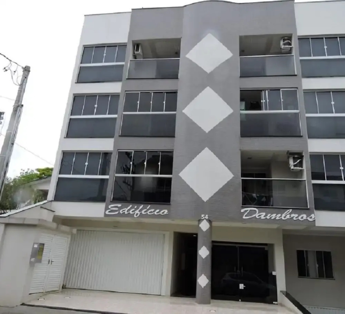 Apto 104 Ed Dambros ótima localização