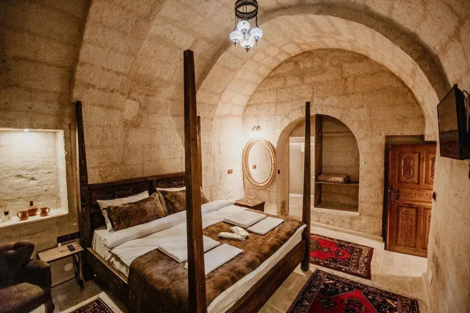 Romantic Cave Hotel