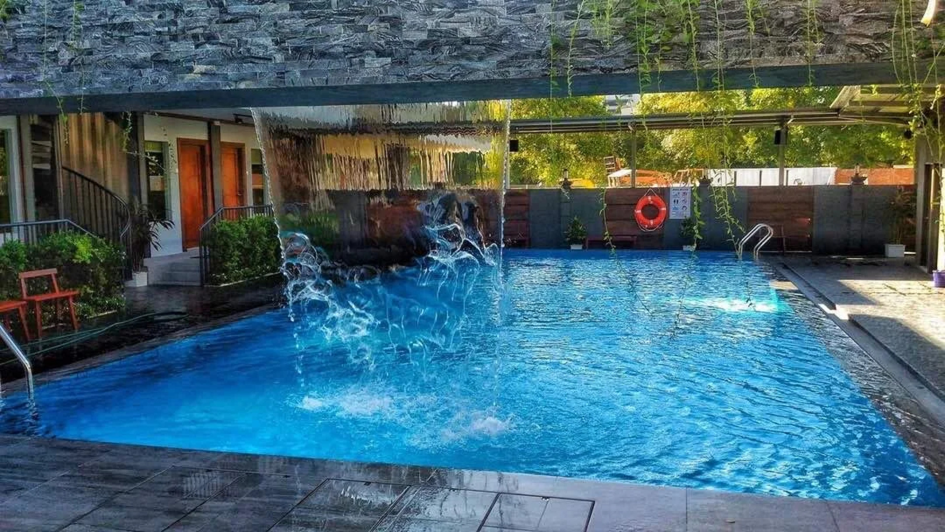 Kluang Container Hotel