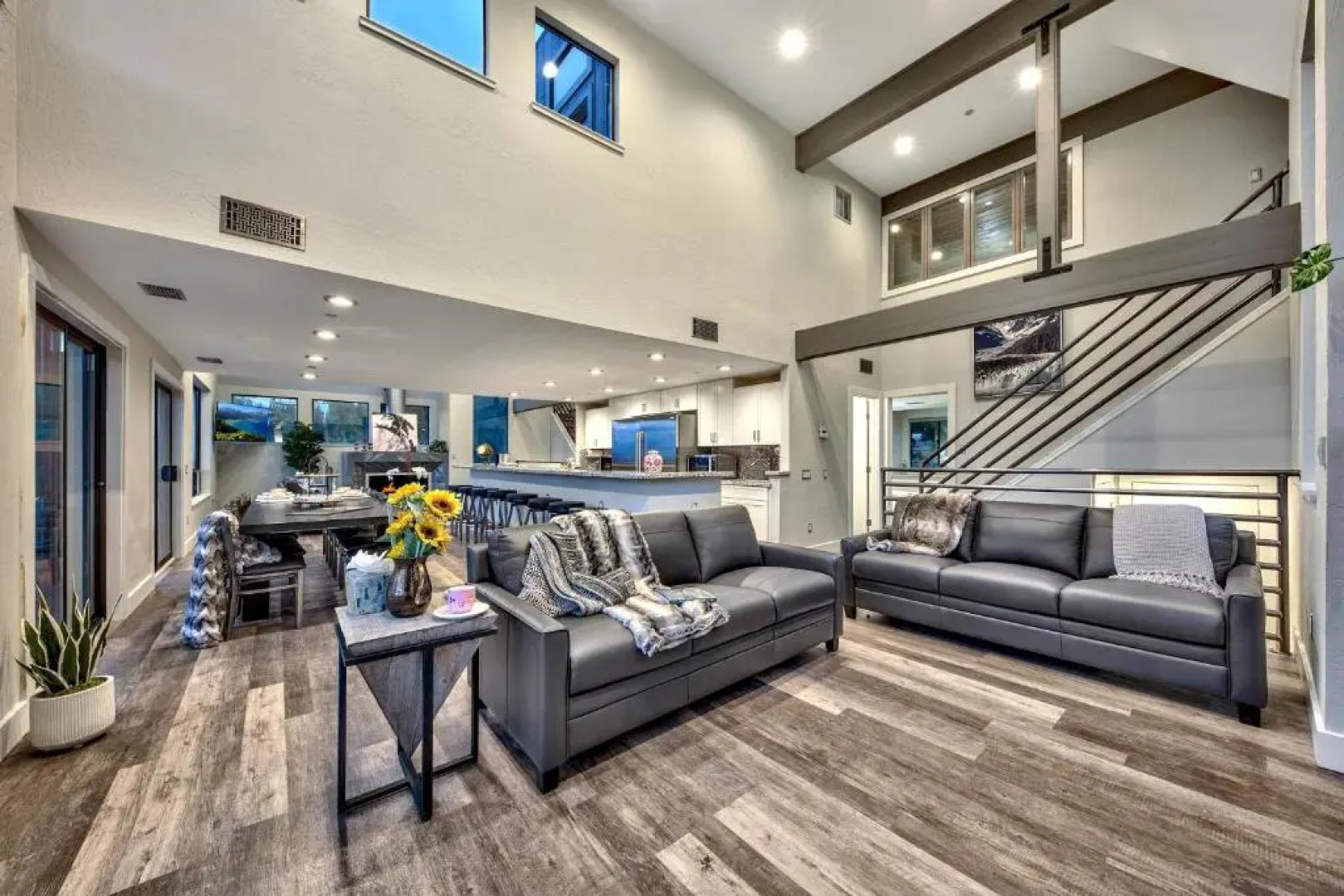 LUXE 15 Blue Diamond Lodge Lake Tahoe Hot Tub