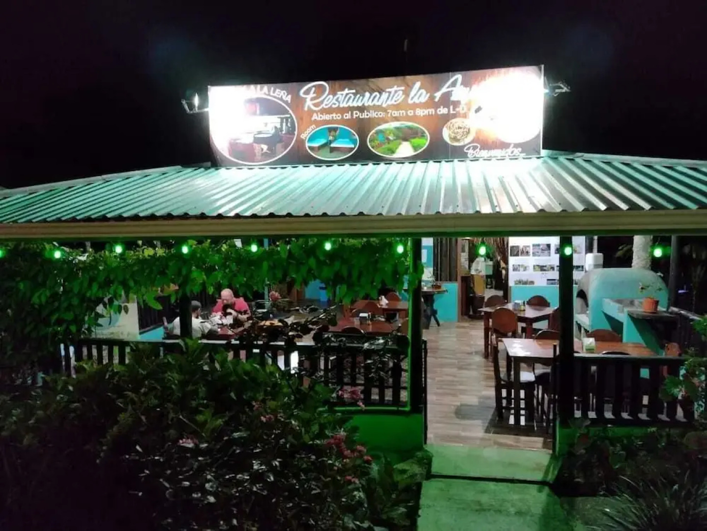 Posada Río Celeste La Amistad