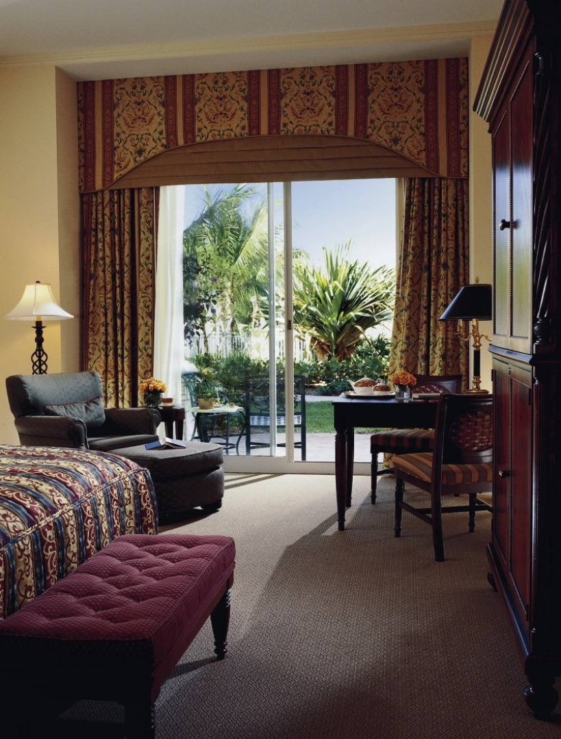 The Ritz-Carlton Naples, Tiburón