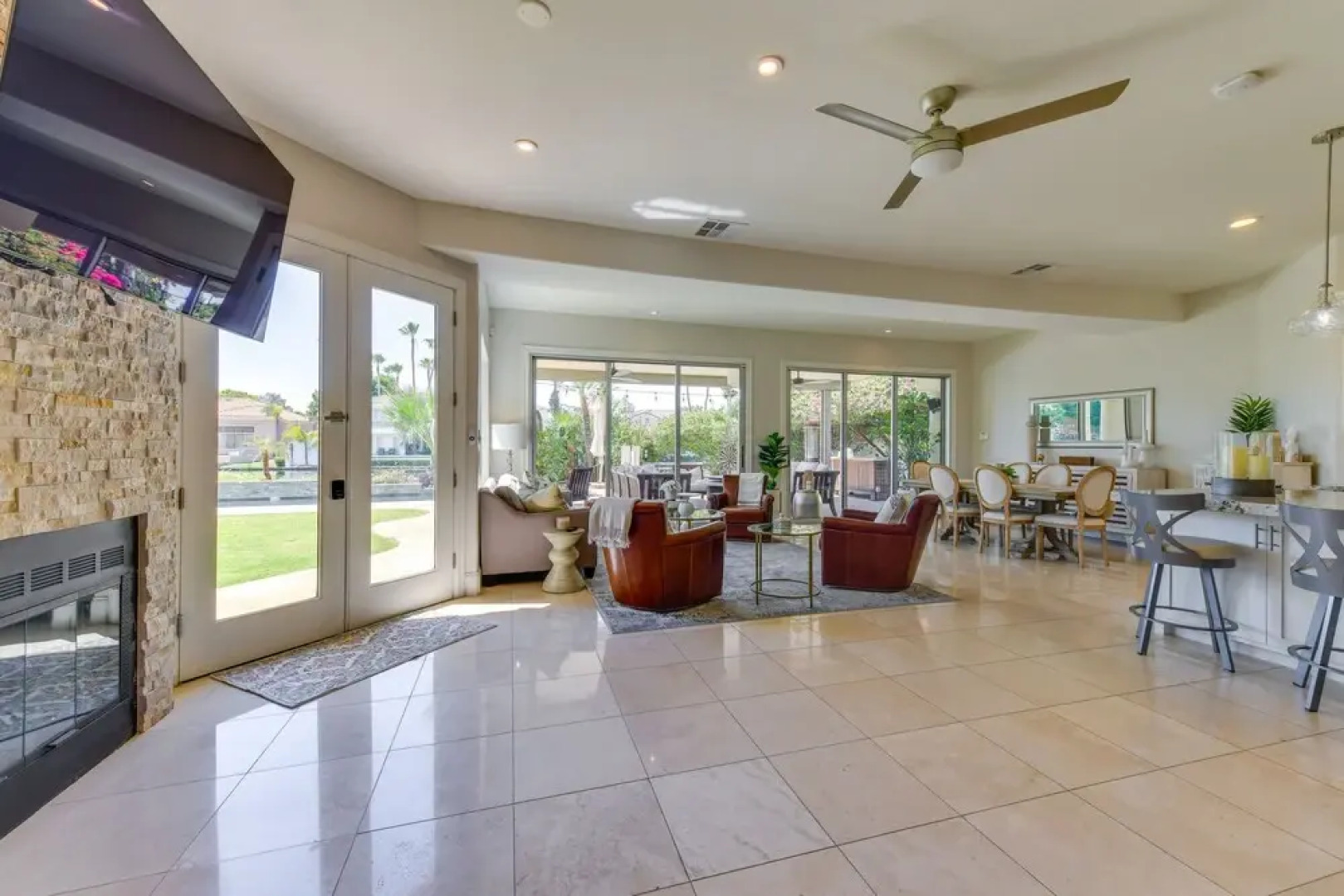 Waterfront Luxury Gilbert Retreat w/ Pool & Spa!