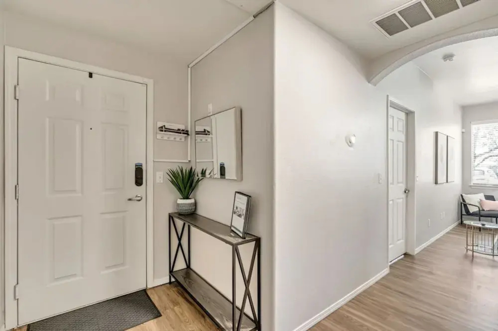 Ground Floor King Beds Pool Gym - Near Hill AFB