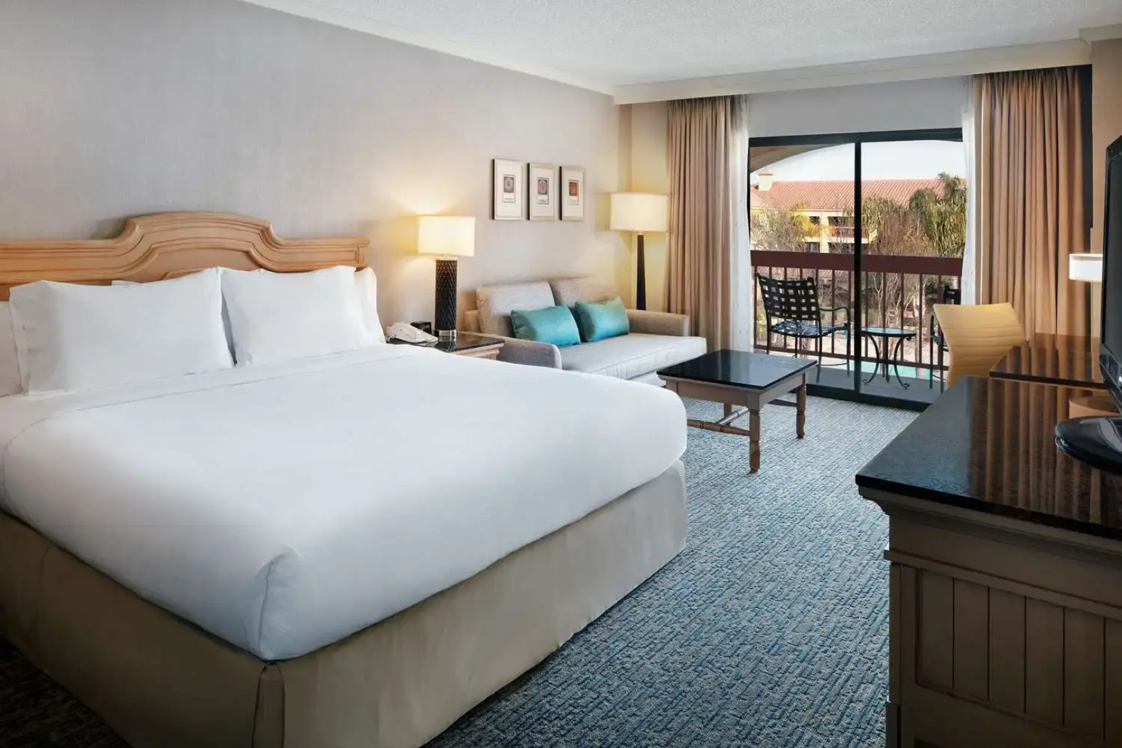 DoubleTree by Hilton Hotel Sonoma Wine Country