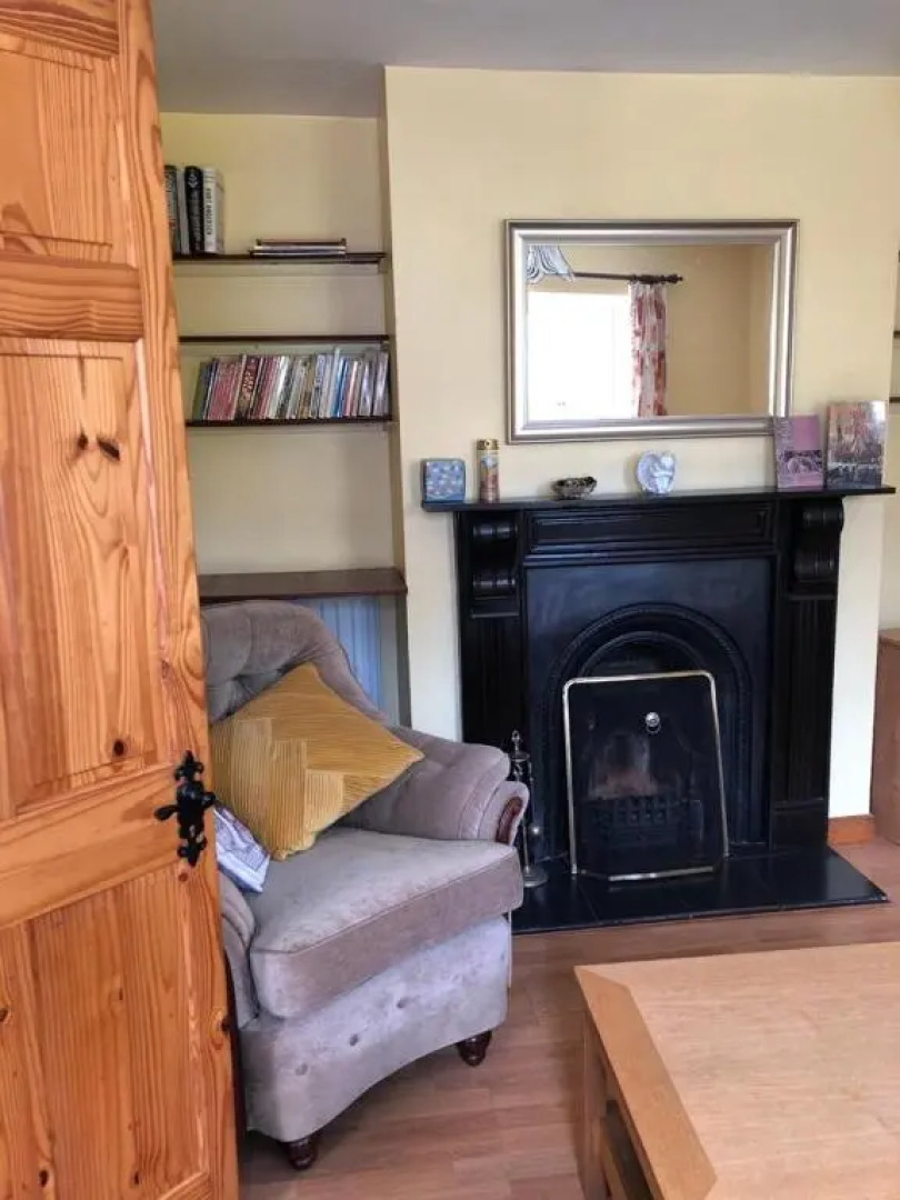 Conveniently situated three bedroom townhouse