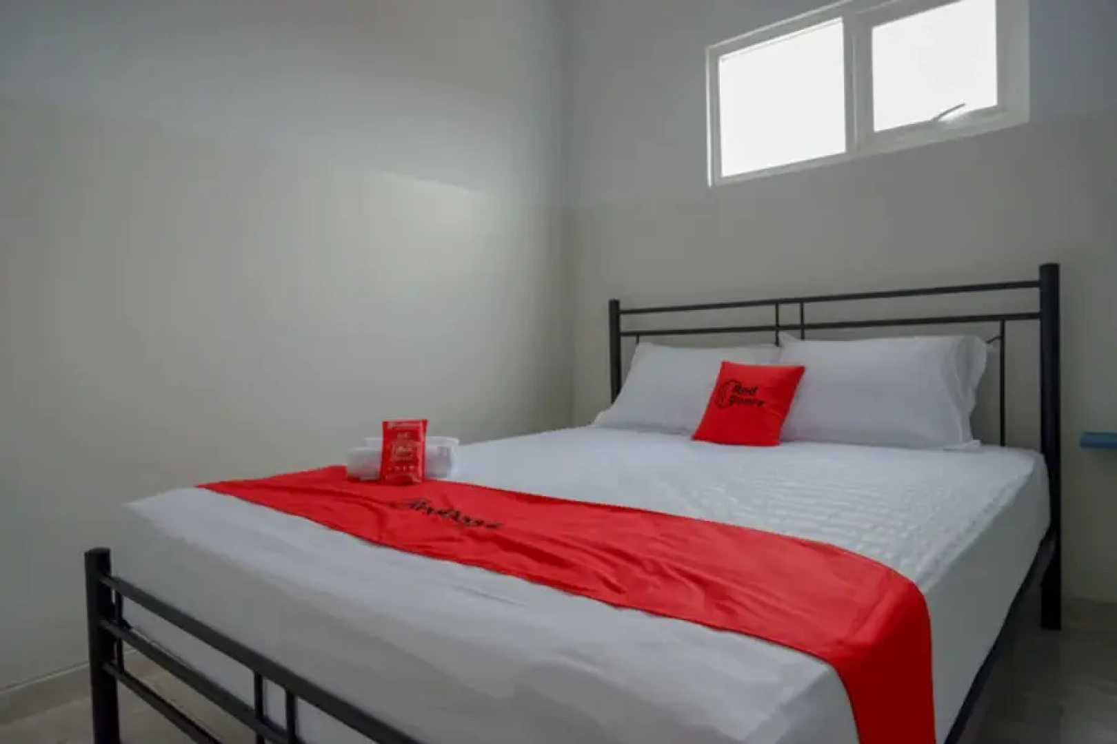 RedDoorz near Tamansari Shopping Center Salatiga