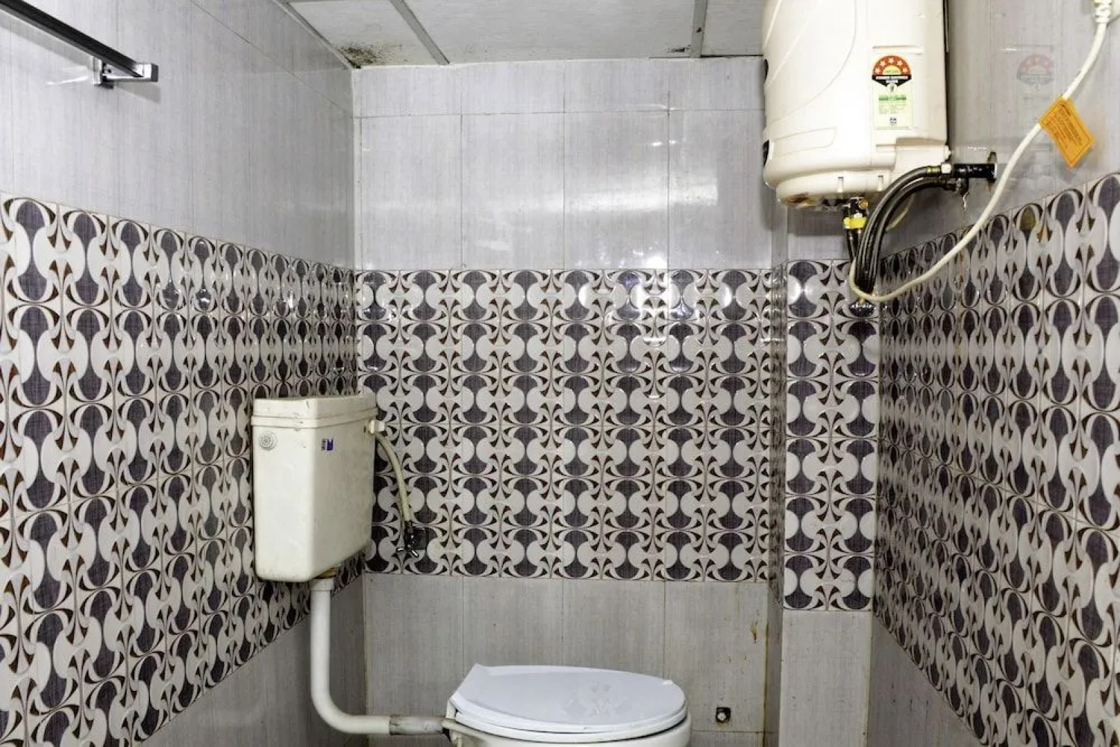 OYO 23178 Hotel Raj Mandir