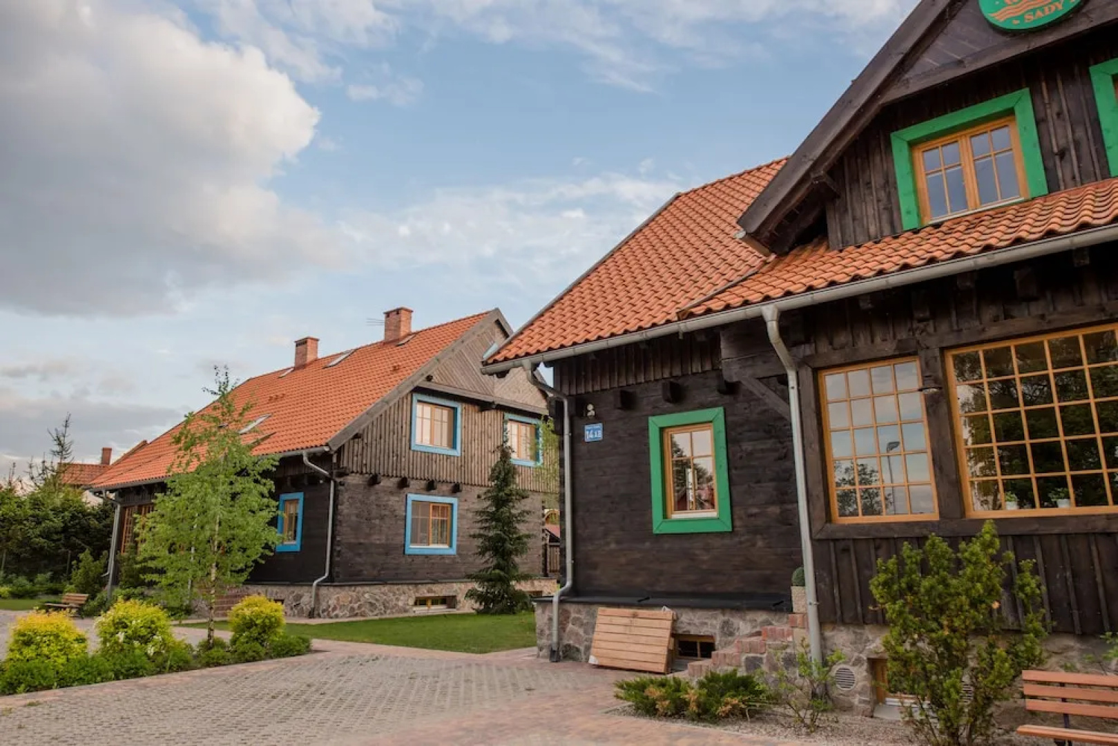 Ville i Apartamenty Sady