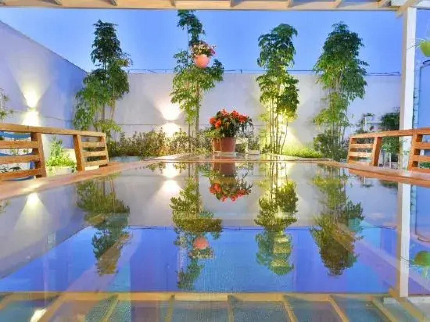 Shiping memory hotel