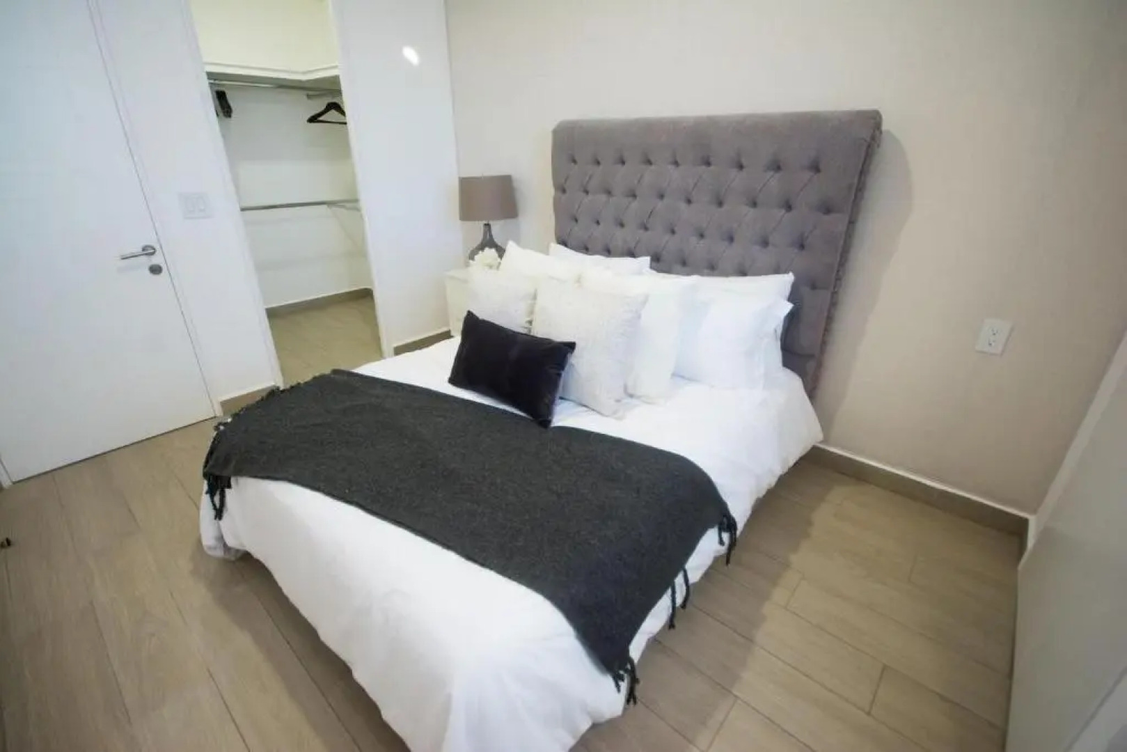 Real View Towers E504 by Casago