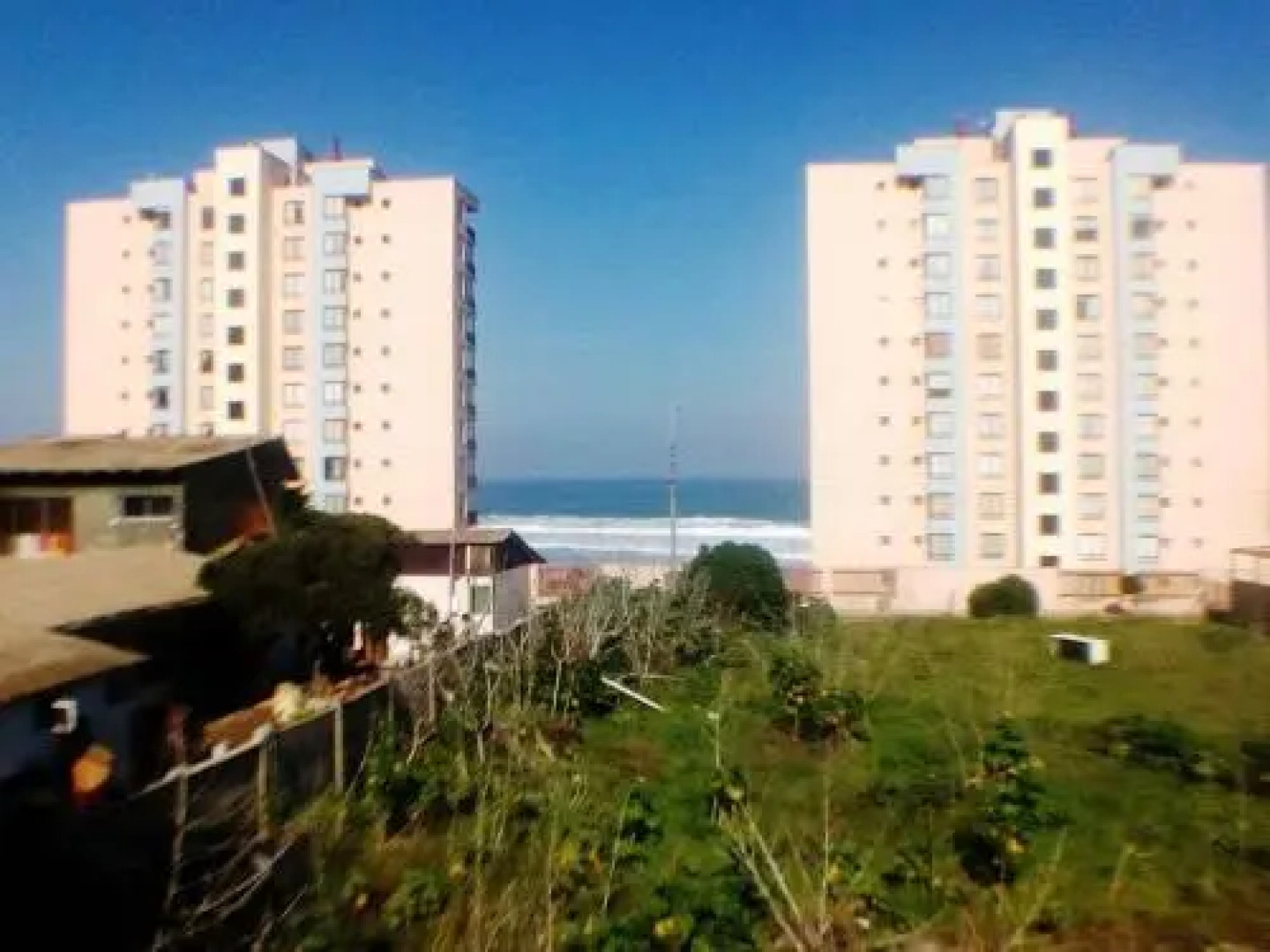 El Caleuche Apart Hotel