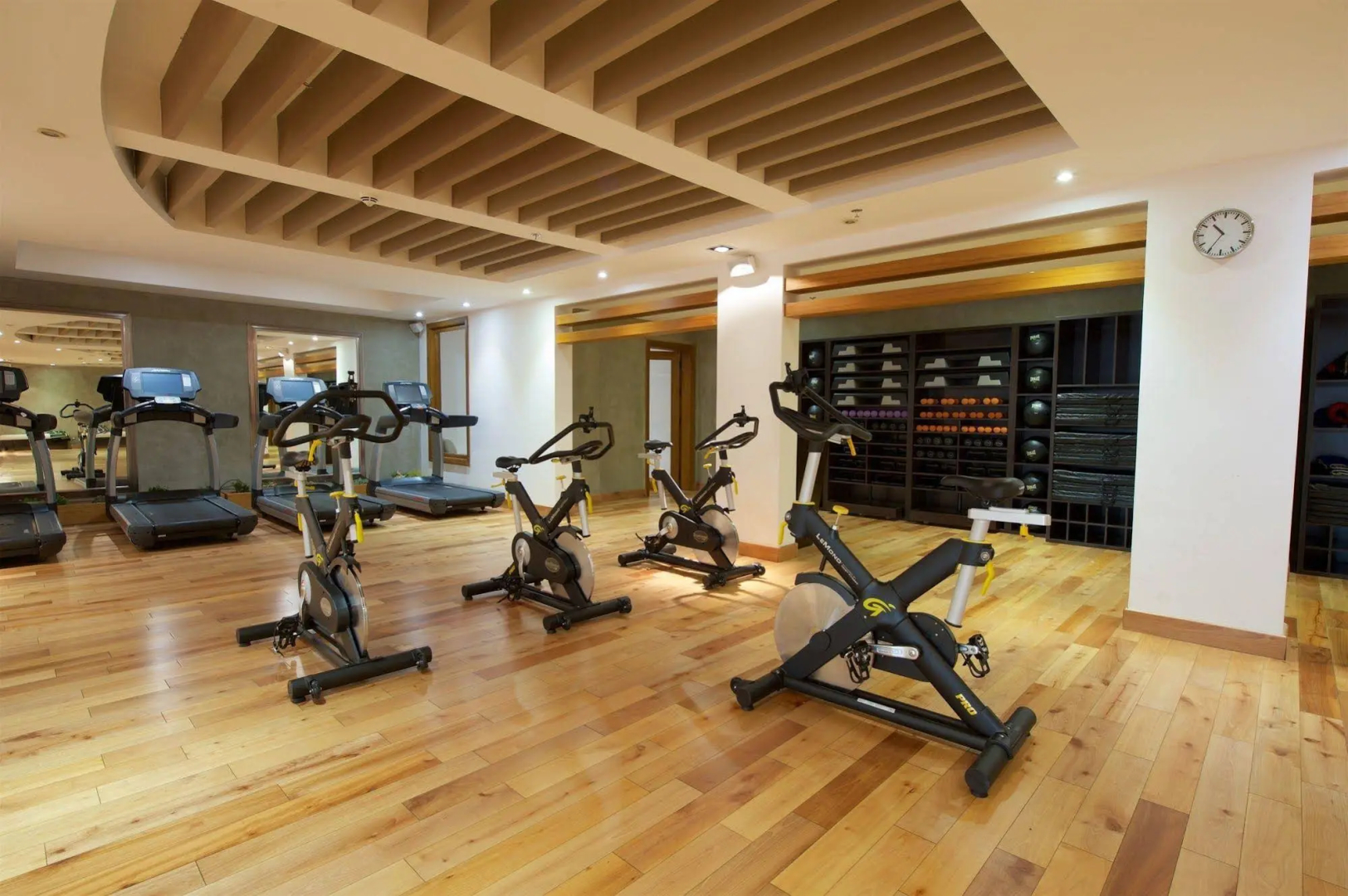 Rawasi Hotel Apartments الرواسي للشقق الفندقية