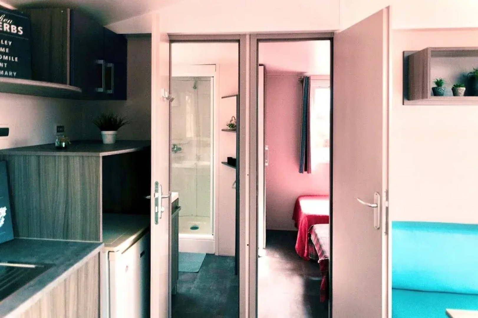 Beautiful 2-bed House in Lagoa Torrinha, Algarve