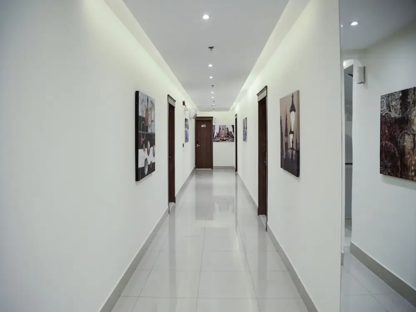 Capital O 145 Sendan Residence