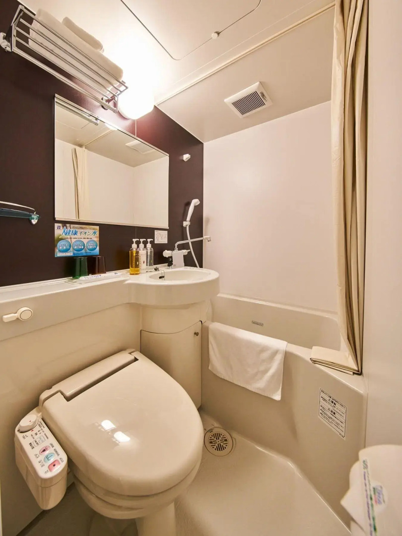 Super Hotel Mihara Station Front