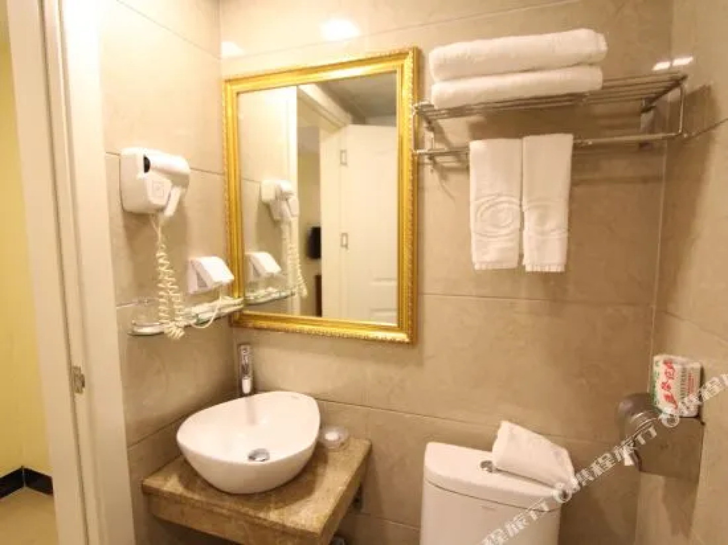 Yeste Hotel (Maoming Railway Station)