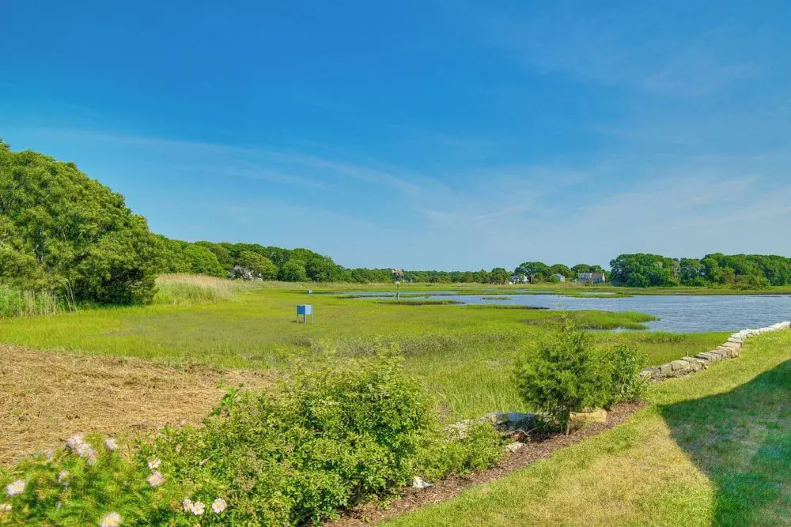 Pocasset Home w/ Kayaks & Bikes: Walk to 2 Beaches