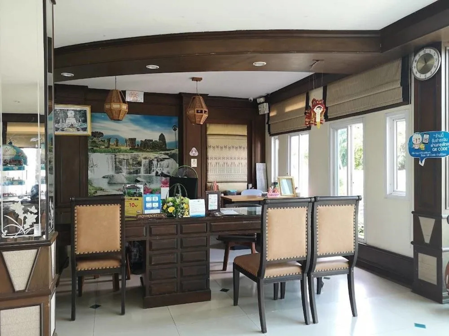 Phusuay Park View Hotel