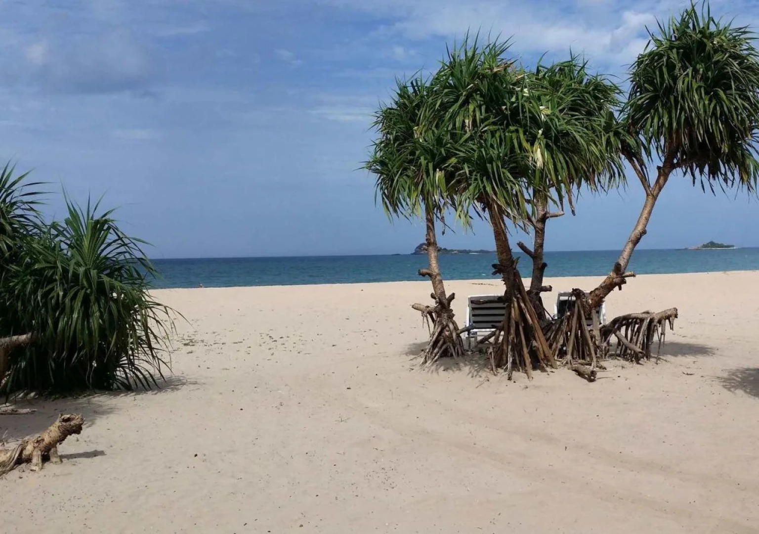 Nagenahira Beach Villa