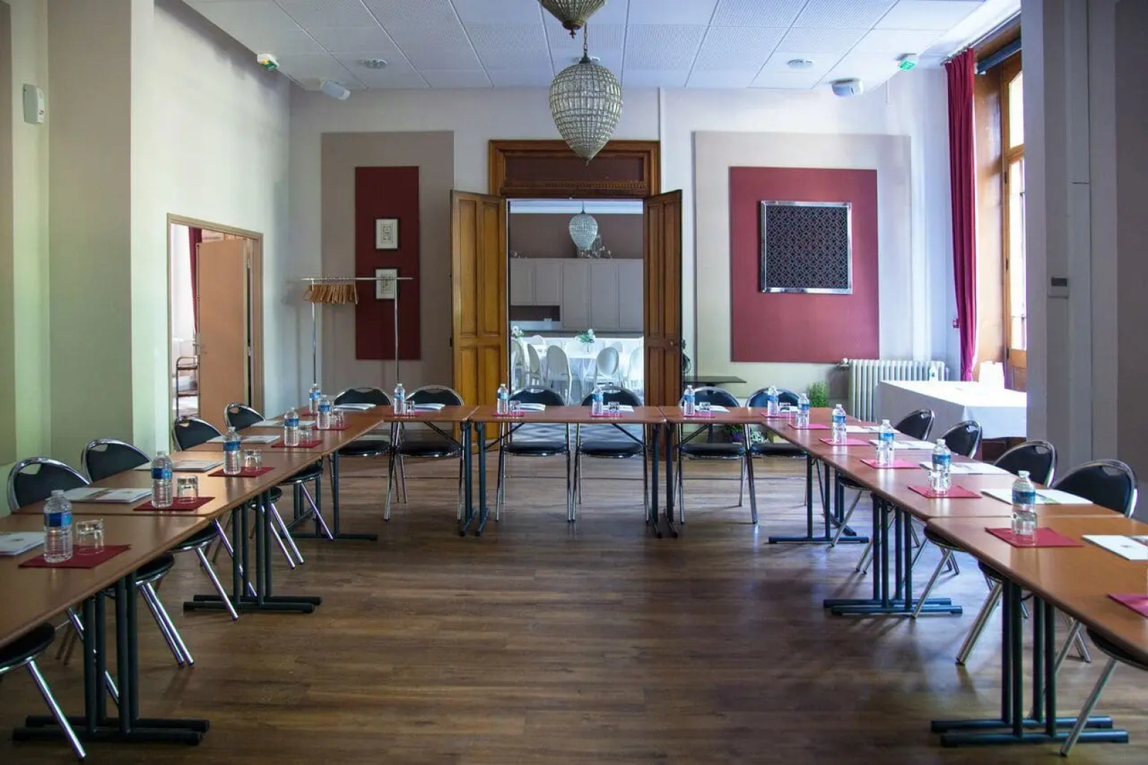 Hotel The Originals Maison de l'Abbaye (ex Relais du Silence)