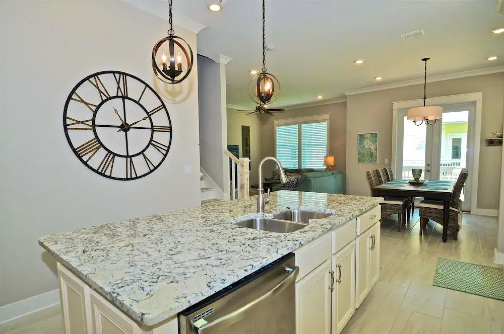 Beach Haven 3 Bedroom Condo By Coastal Dreamin