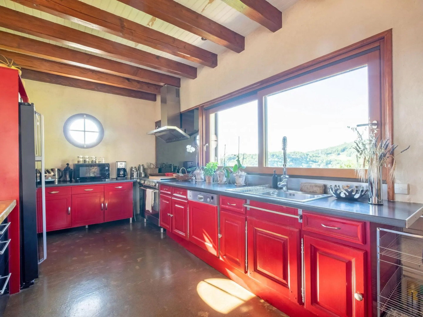 Plush holiday home in Altillac with a private swimming pool