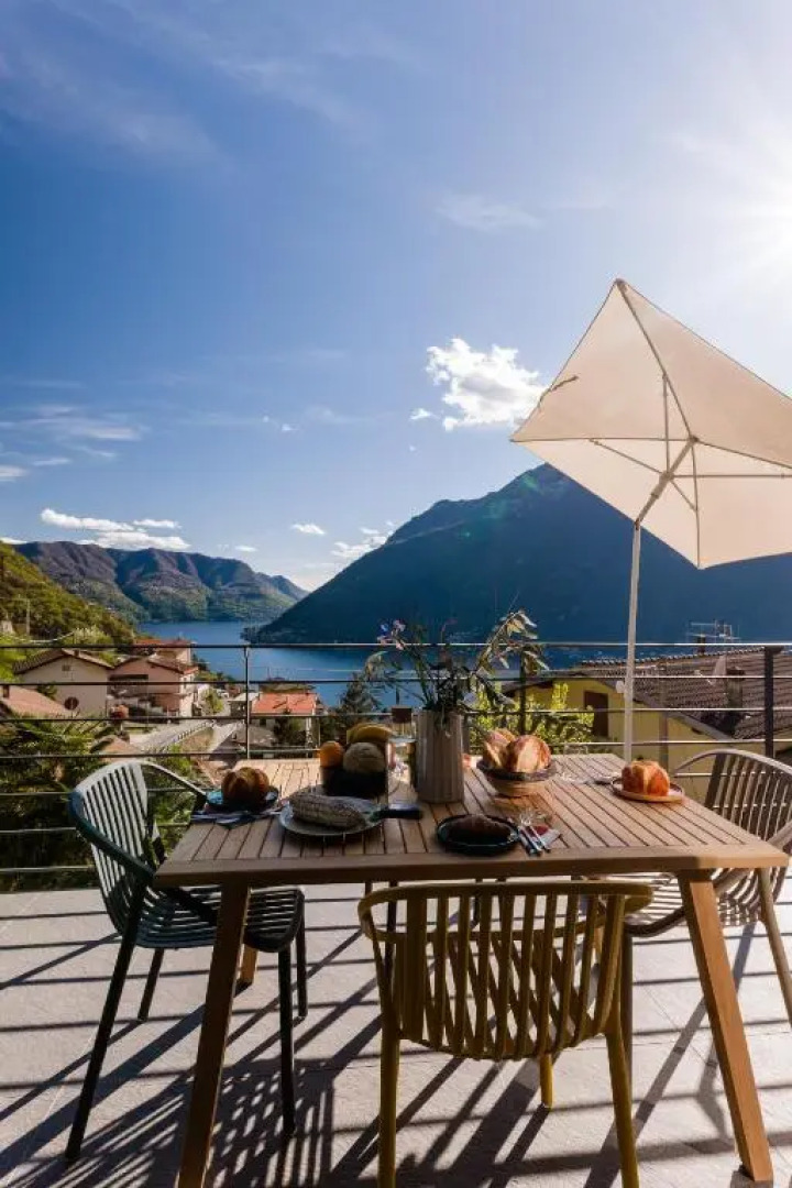 Nesso 1 Bedroom Deluxe Lake View Terrace Apartment