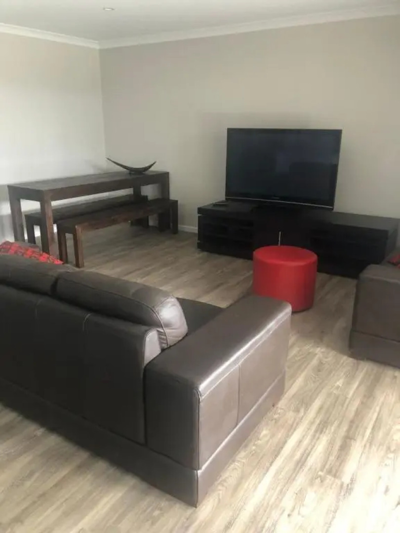 Brand new 4br get away 5min to albury city