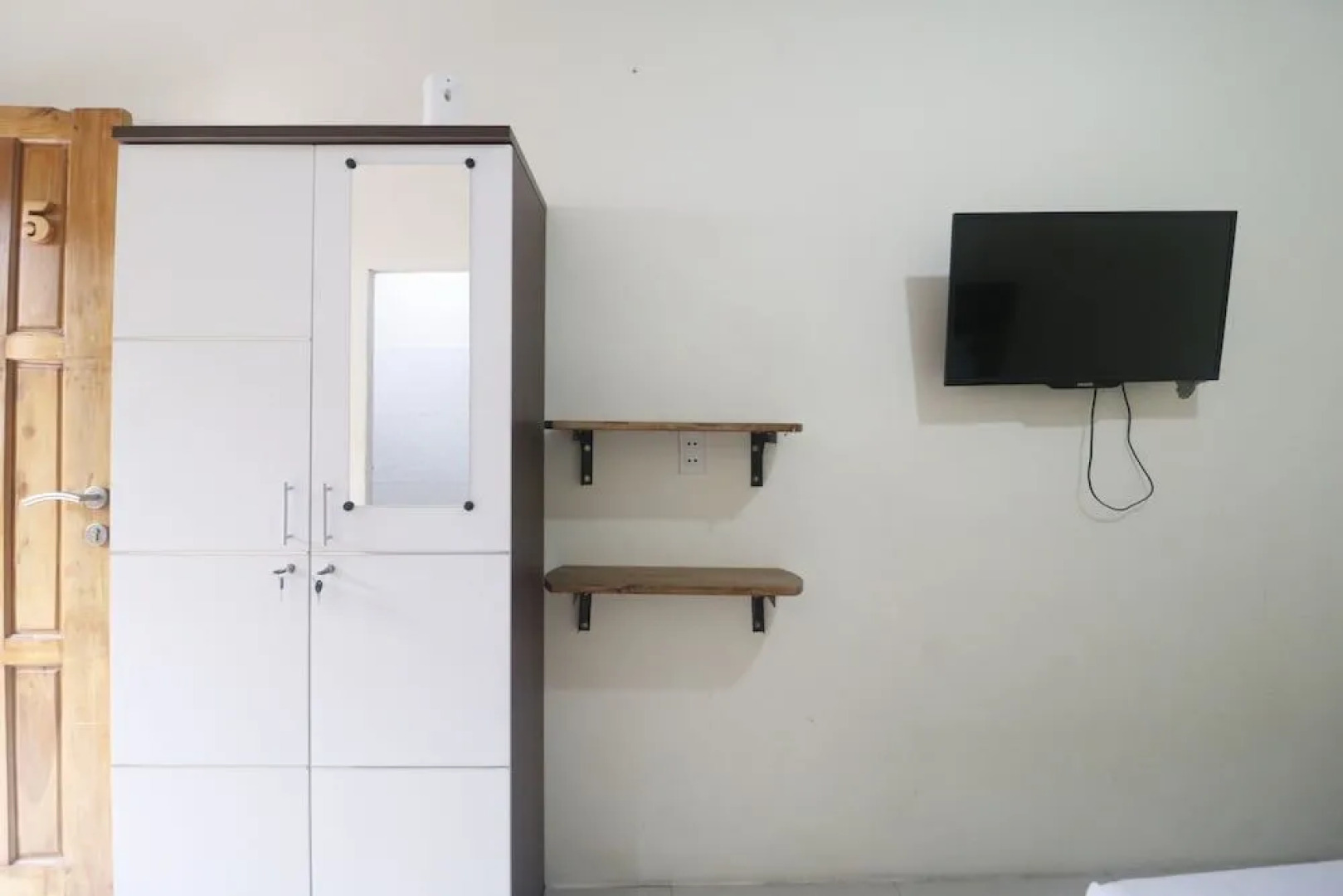 RedDoorz near Plaza Medan Fair