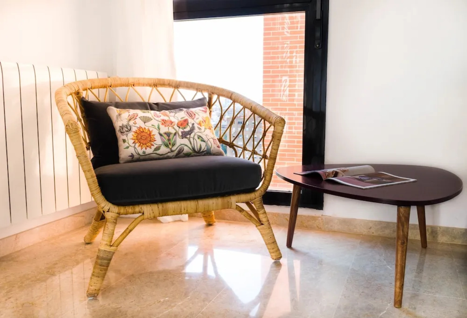 ApartUP Levante Skyline