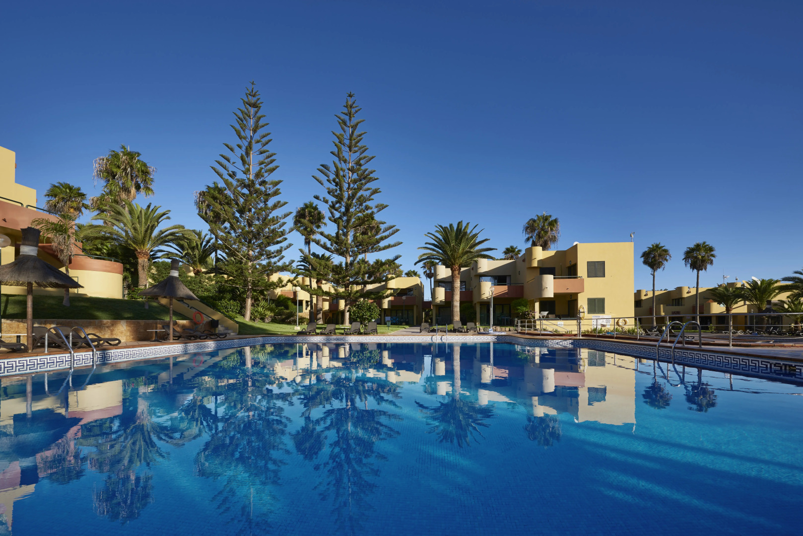 Apartamentos Atlantic Garden Beach Mate