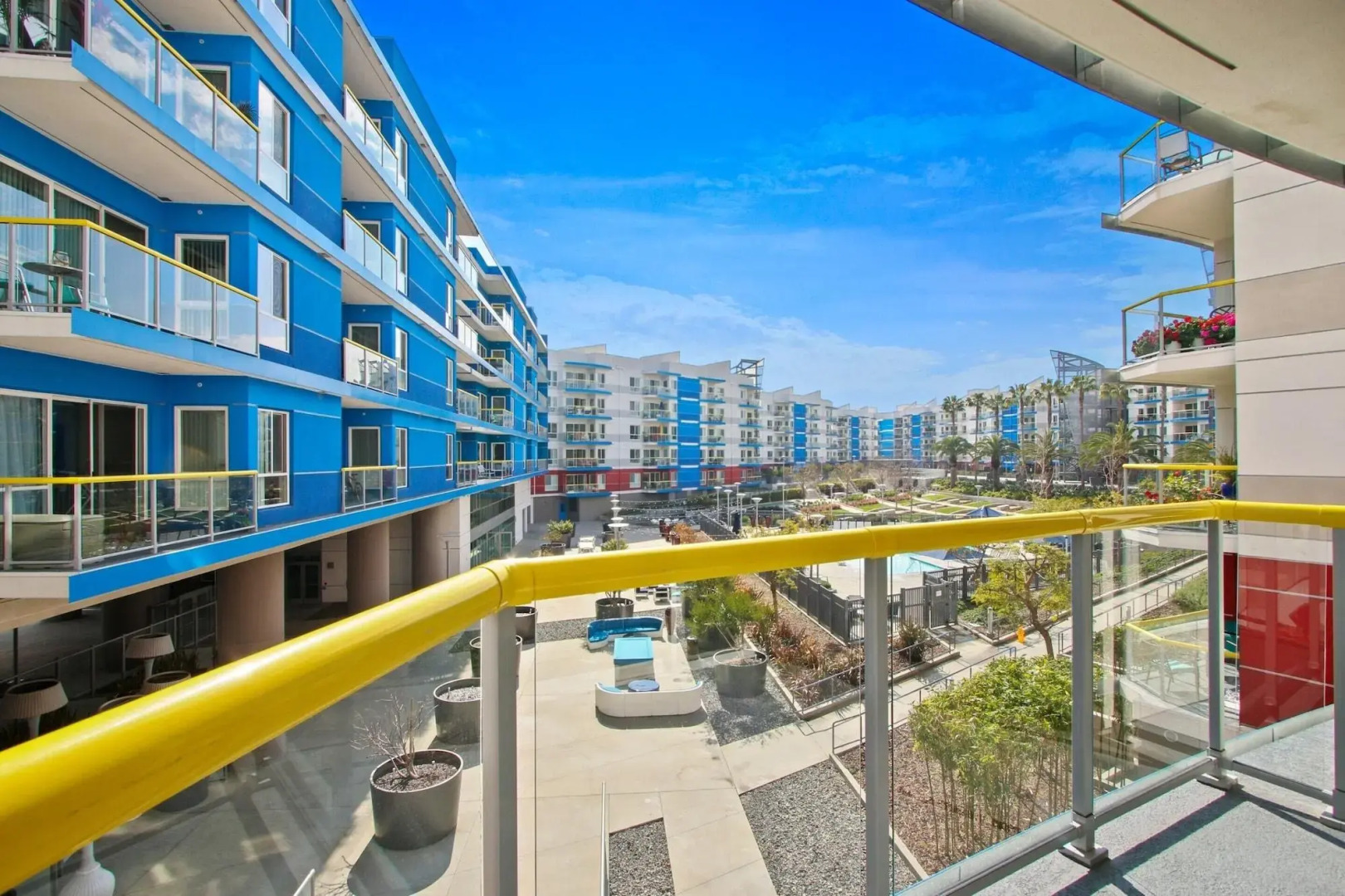 Global Luxury Suites at Marina Del Rey