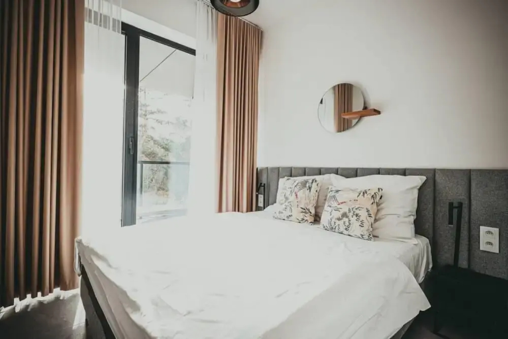 Parque Komfort i Spok j Blisko pla y