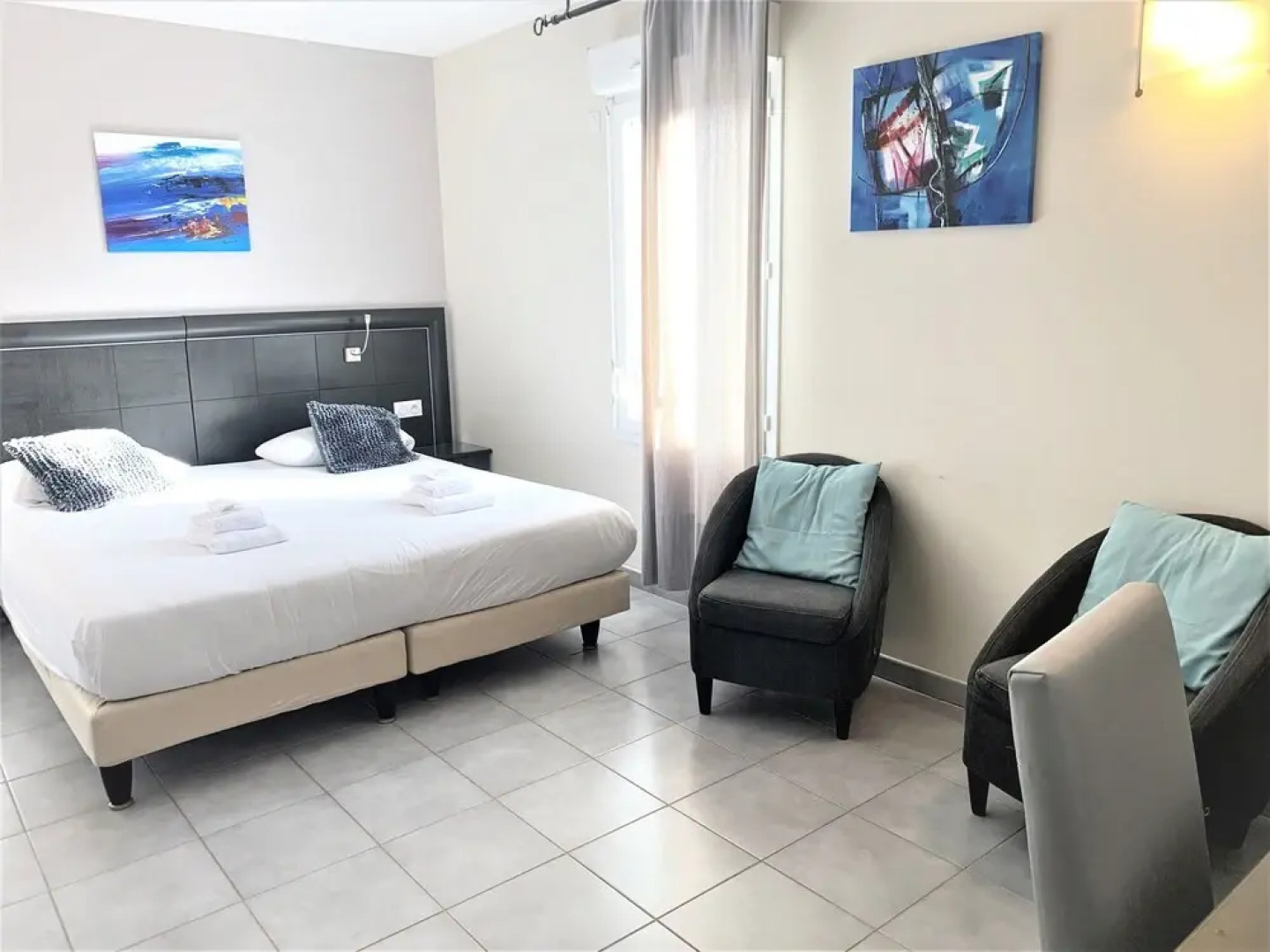 Hotel Restaurant Le Gardon - Pont du Gard