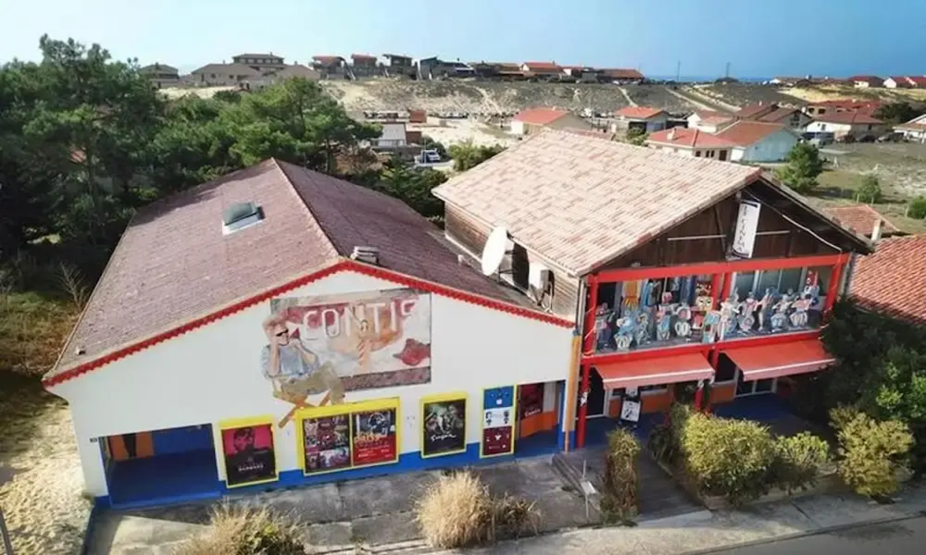 Property With 3 Bedrooms in Saint-julien-en-born, With Pool Access and Furnished Terrace - 4 km From the Beach