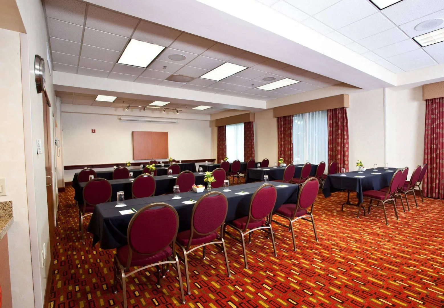 Courtyard by Marriott Portland Tigard