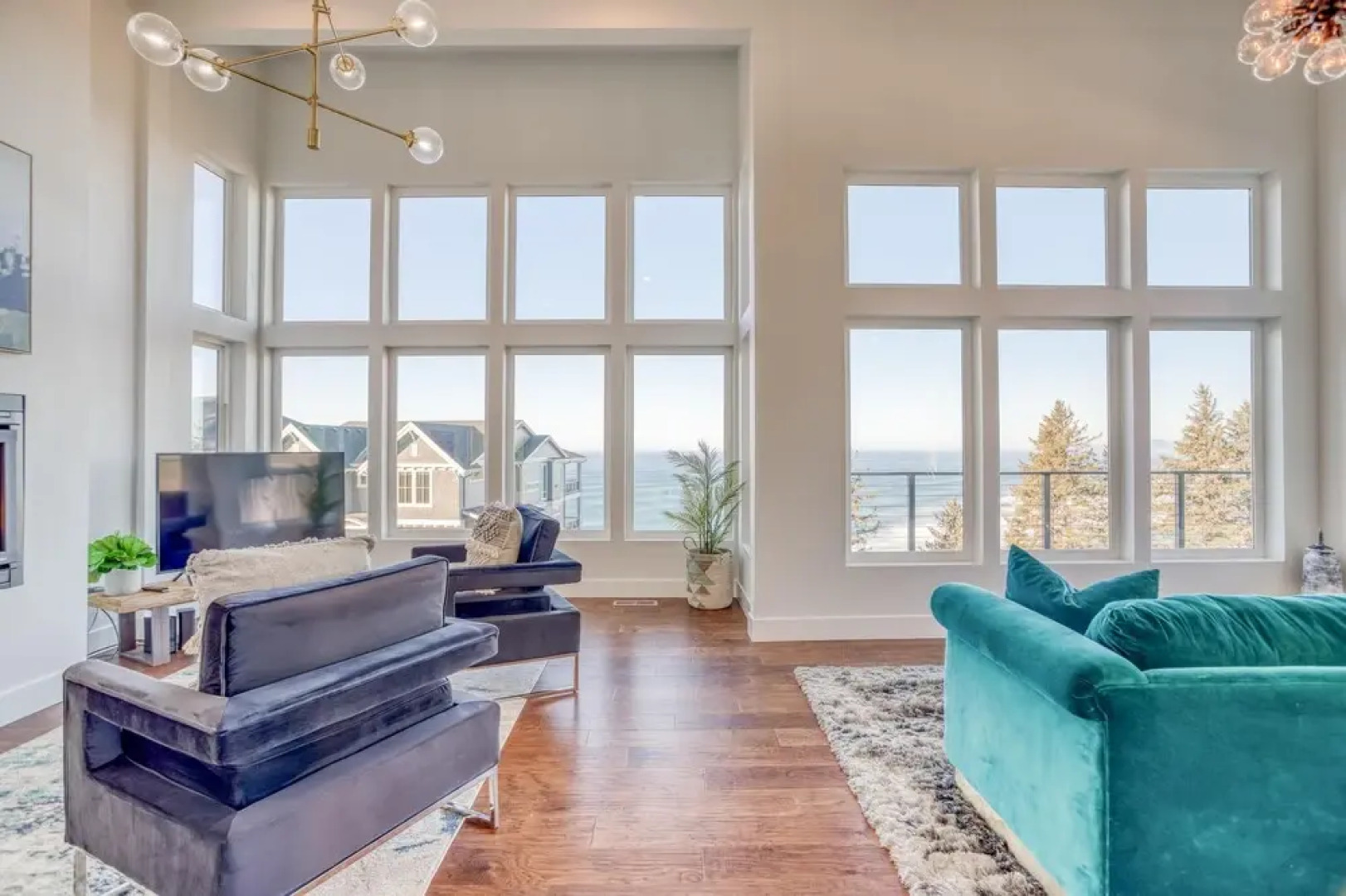 Neskowin South Beach Home